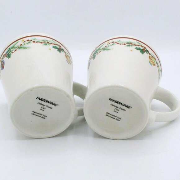 Set Of 2 Farberware Holiday Treats Mugs Ornaments Garland Decorated With Festive - Picture 2 of 5